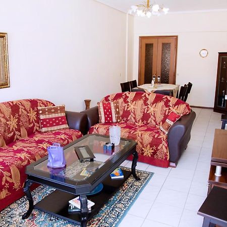 Comfortable House With Warm Hospitality Катерини Экстерьер фото