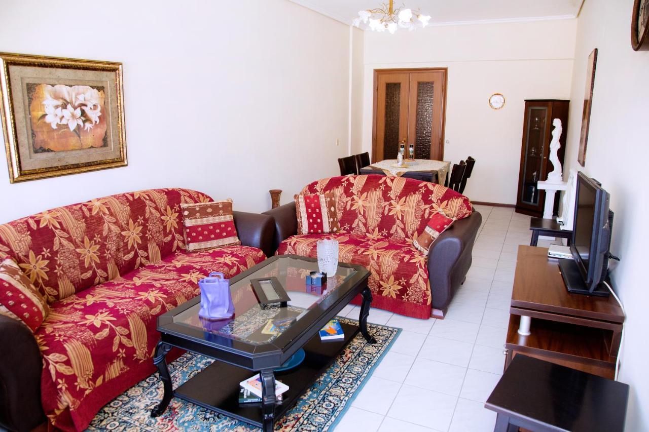 Comfortable House With Warm Hospitality Катерини Экстерьер фото