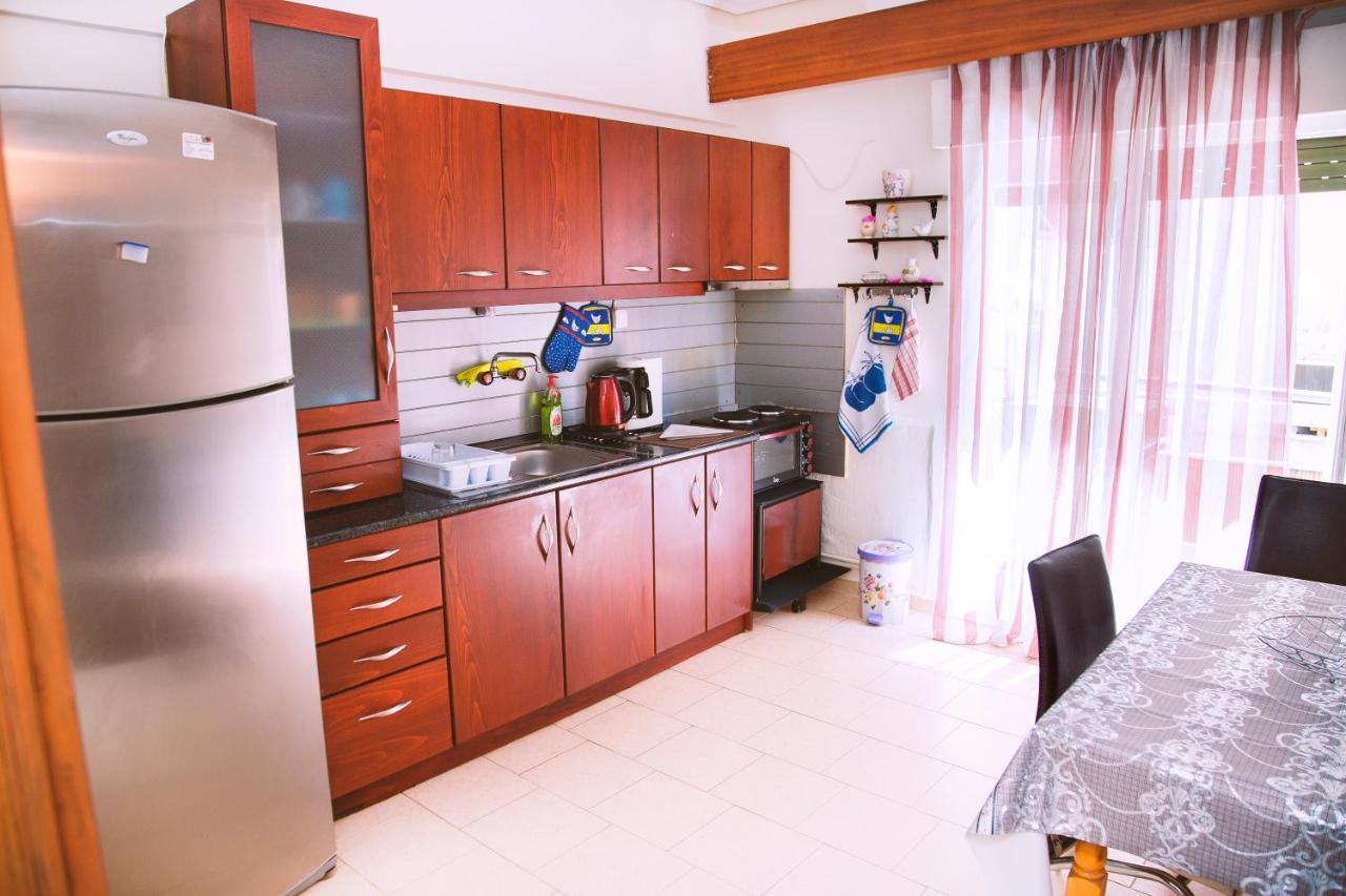 Comfortable House With Warm Hospitality Катерини Экстерьер фото